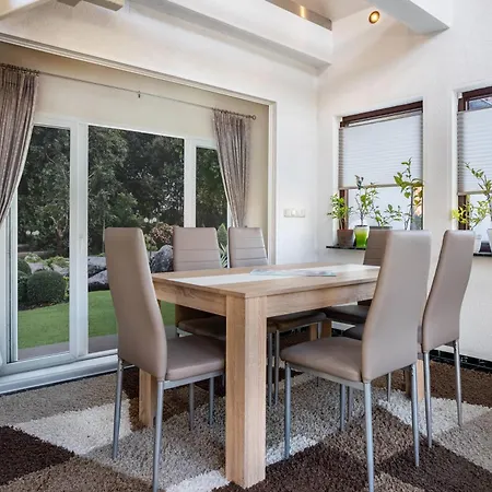 Apartament Ueber 2 Etagen *